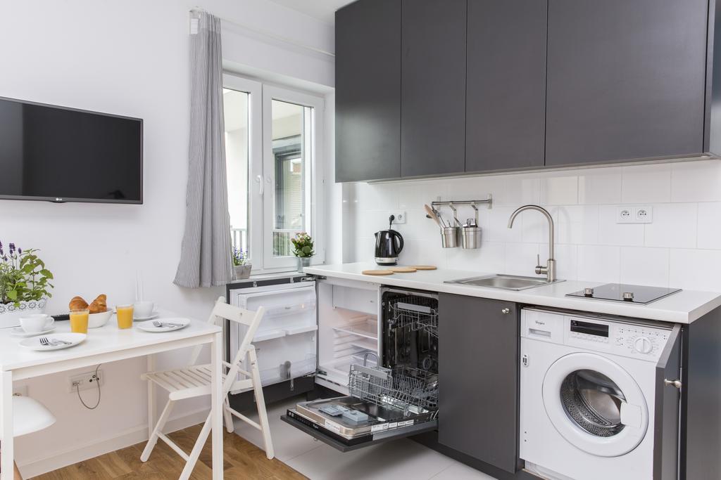 Apartment Udanypobyt Studio Rejtana 11