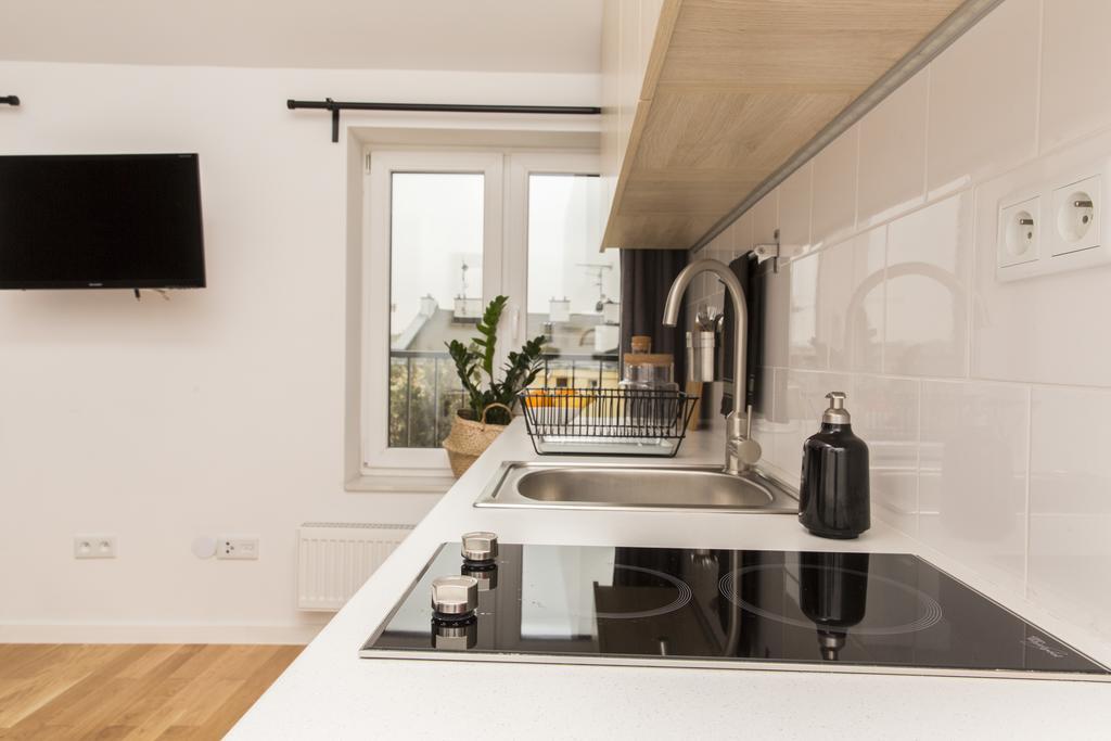 Apartment Udanypobyt Studio Rejtana 11 *