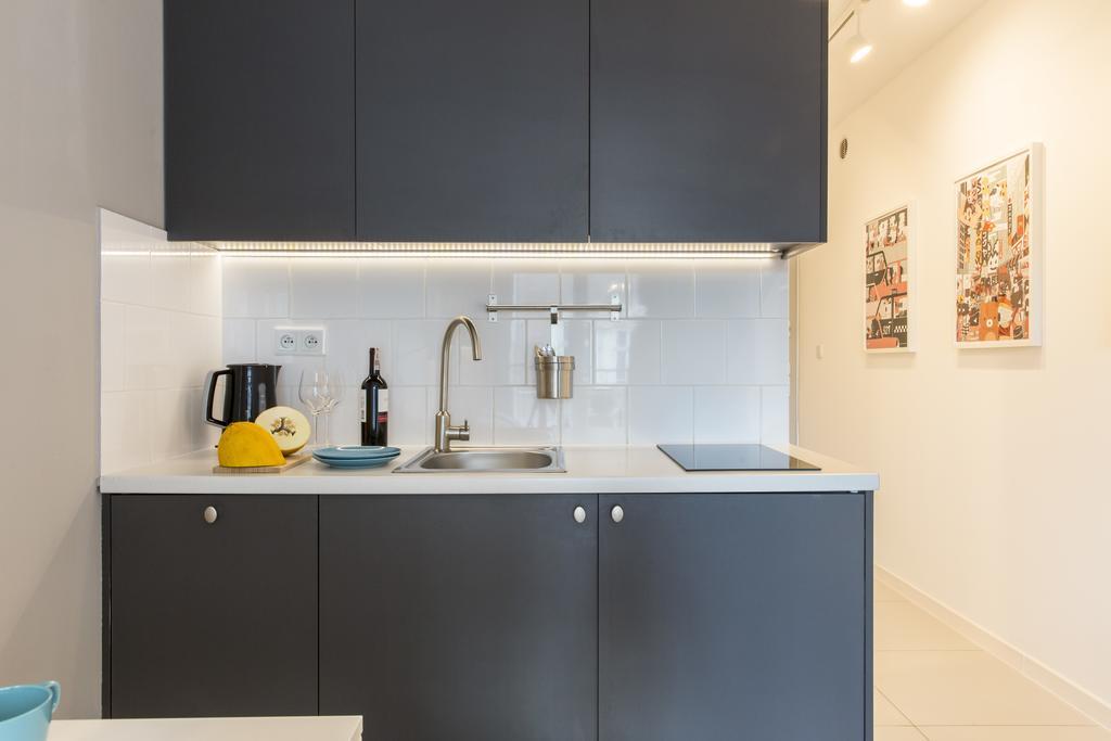 Apartment Udanypobyt Studio Rejtana 11 *